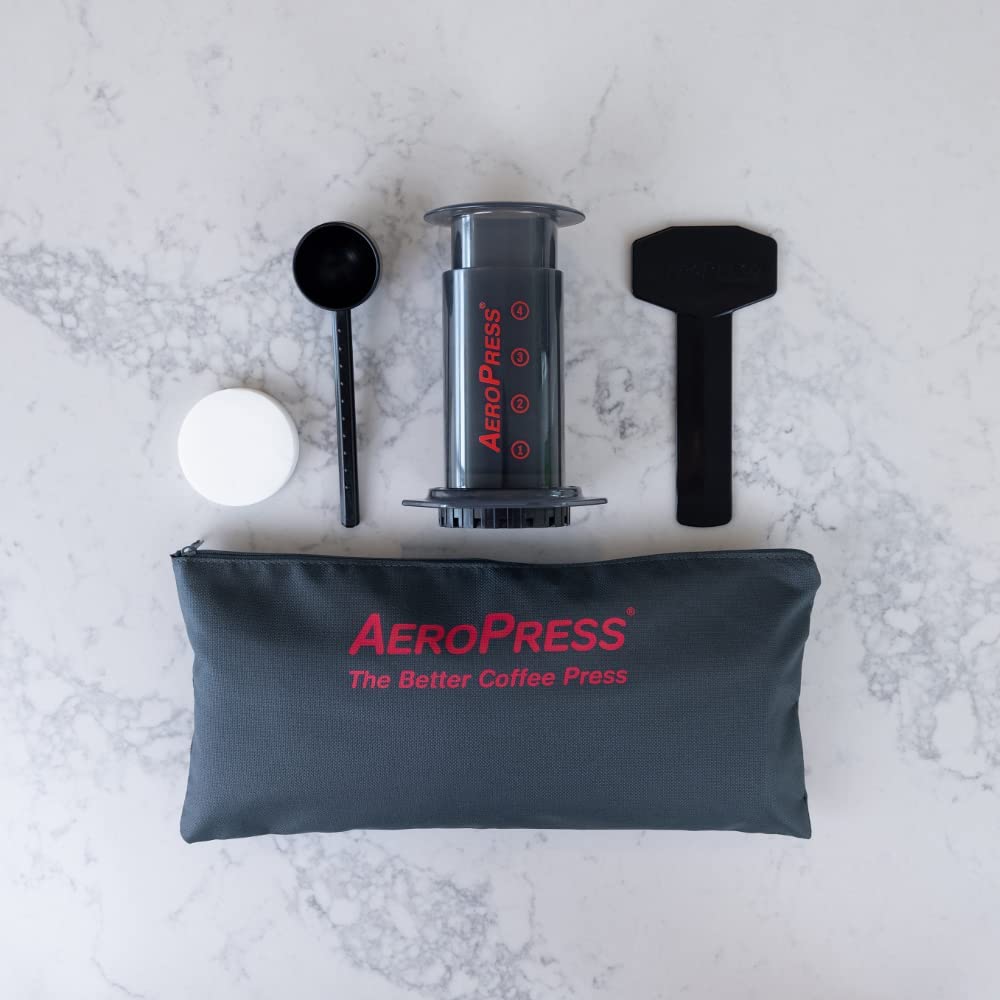 AeroPress 咖啡和浓缩咖啡机，带手提袋